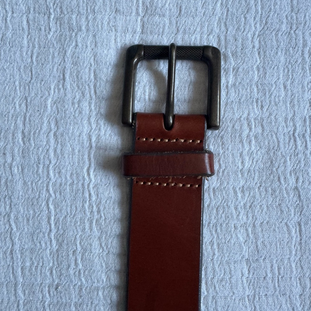 Banana Republic 32 inch Men's Brown Leather Belt - Picture 3 of 4